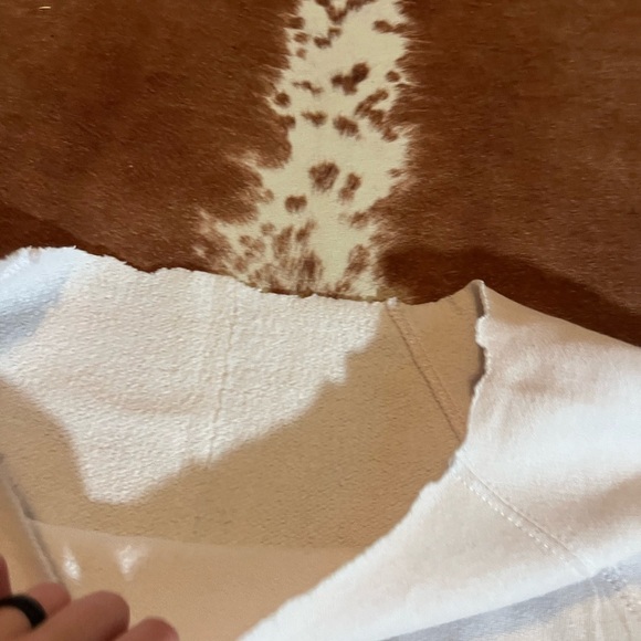 Bundle of crewnecks with cut out neck 
size small /  medium - Picture 3 of 9